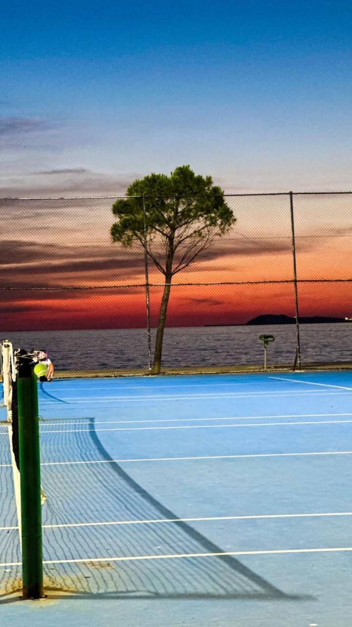 Oa'S Beach Apartment Avlonya Dış mekan fotoğraf